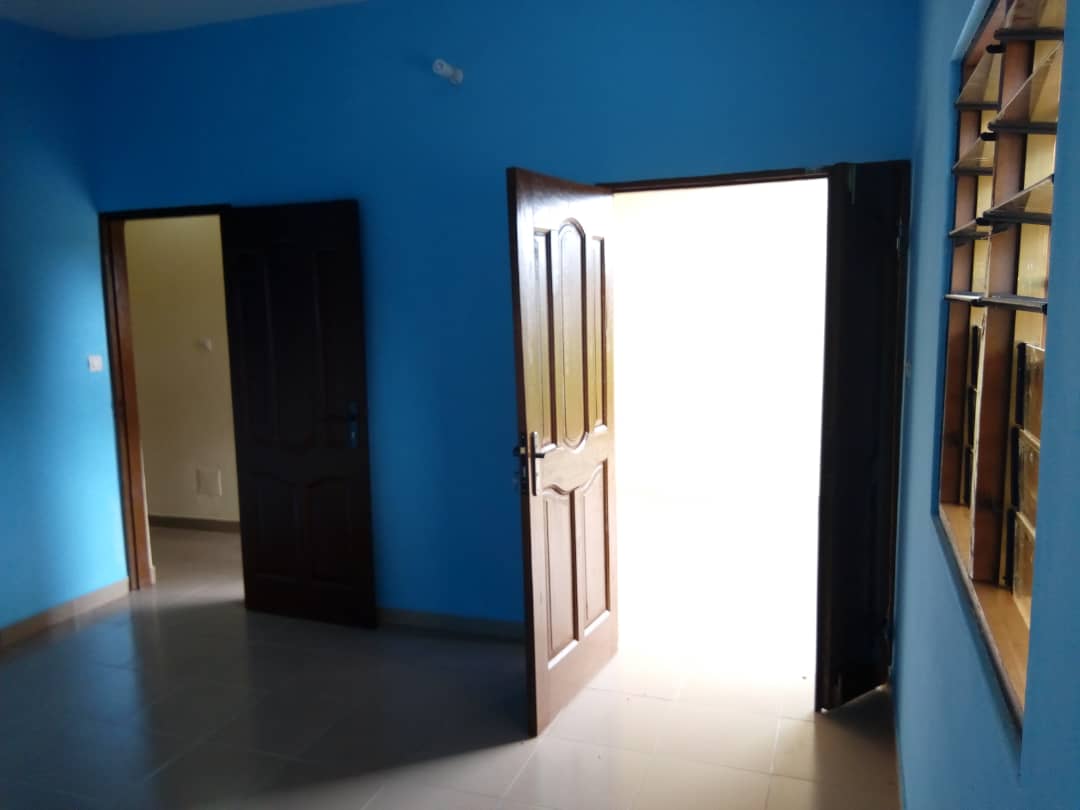N° 4297 :
                            Chambre salon à louer , Adidogome, Lome, Togo : 40 000 XOF/mois